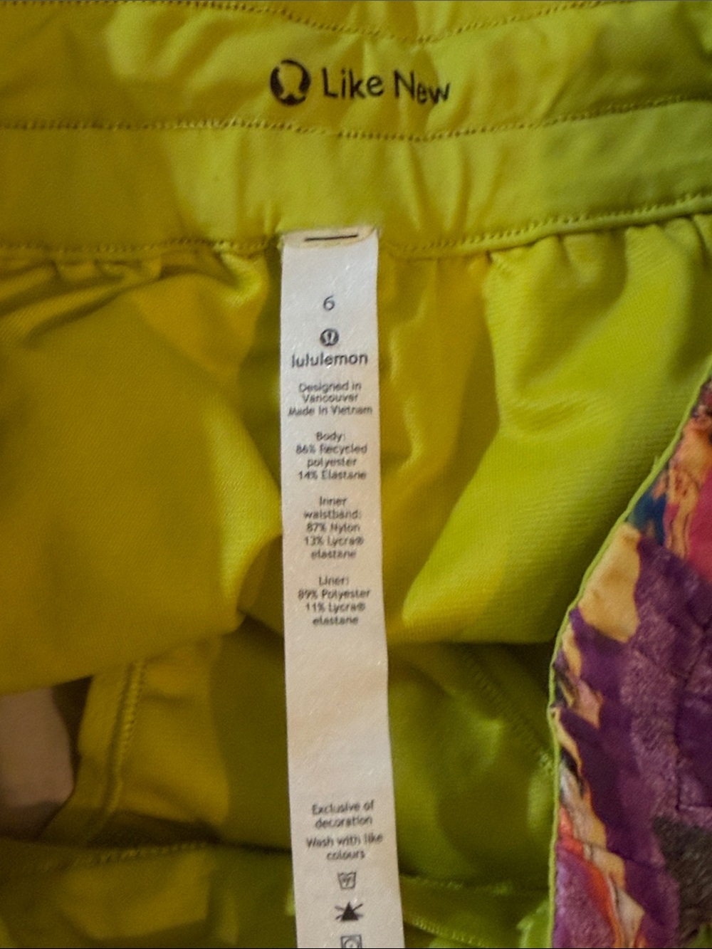 Lululemon Tracker Short V *4"
Catalyst Multi size 6 - Picture 8 of 12